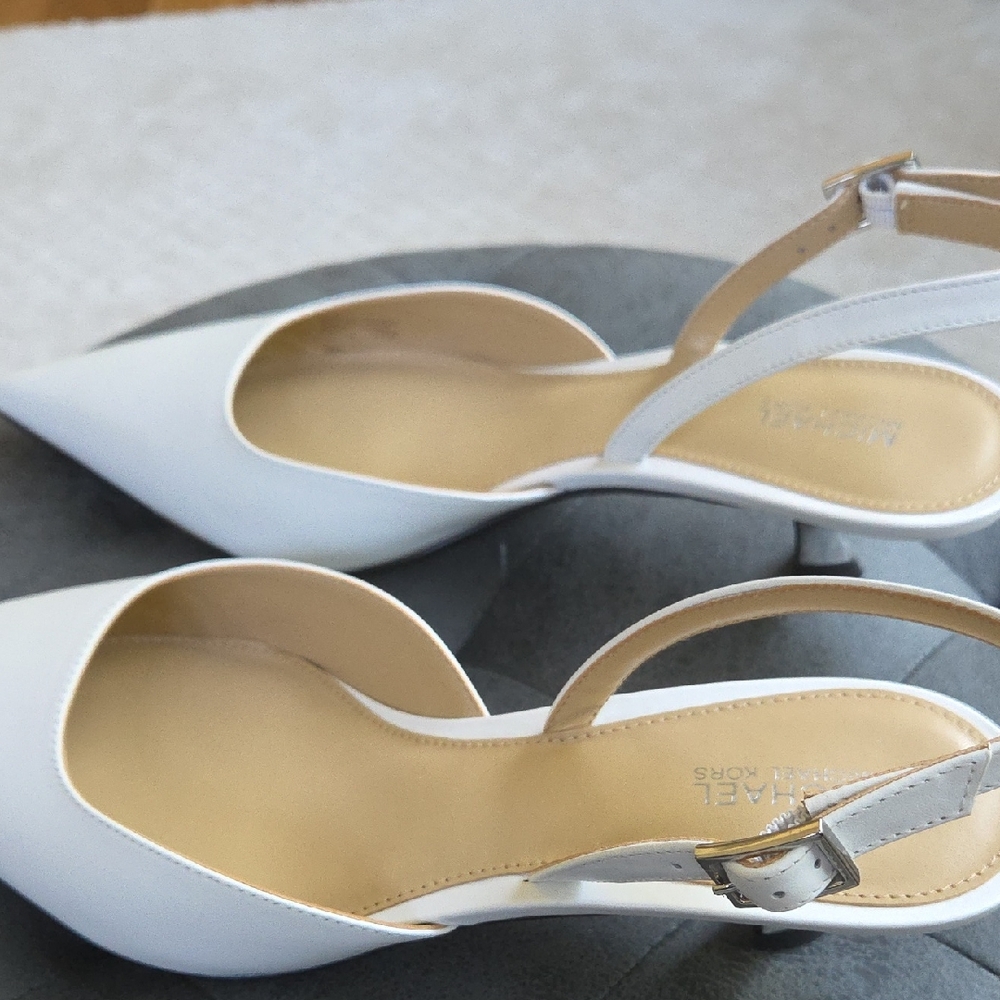 MICHAEL Michael Kors White Pointed Slingback Kitten Heels